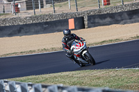 brands-hatch-photographs;brands-no-limits-trackday;cadwell-trackday-photographs;enduro-digital-images;event-digital-images;eventdigitalimages;no-limits-trackdays;peter-wileman-photography;racing-digital-images;trackday-digital-images;trackday-photos